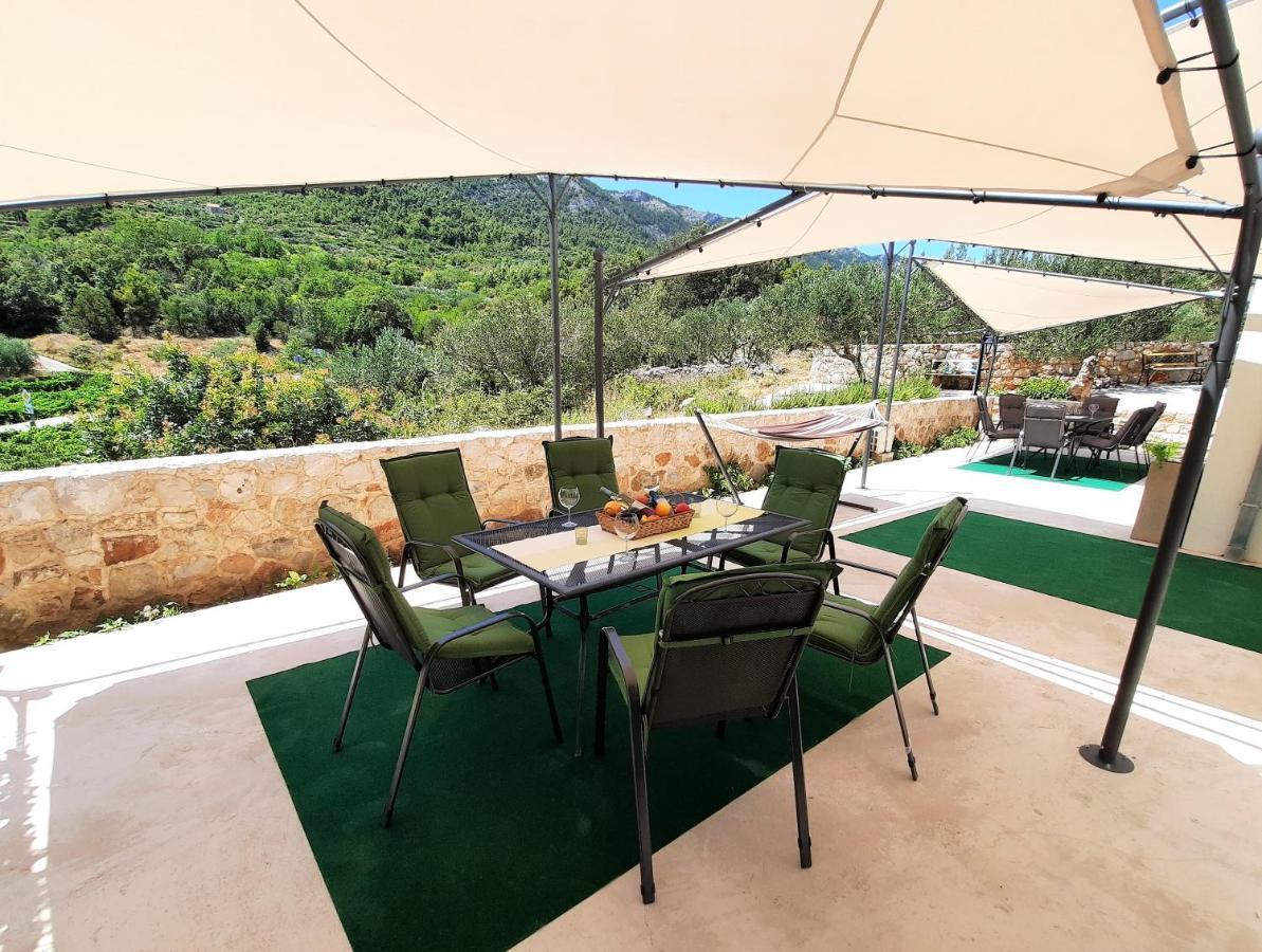 Apartments Pitve Jelsa  Εξωτερικό φωτογραφία