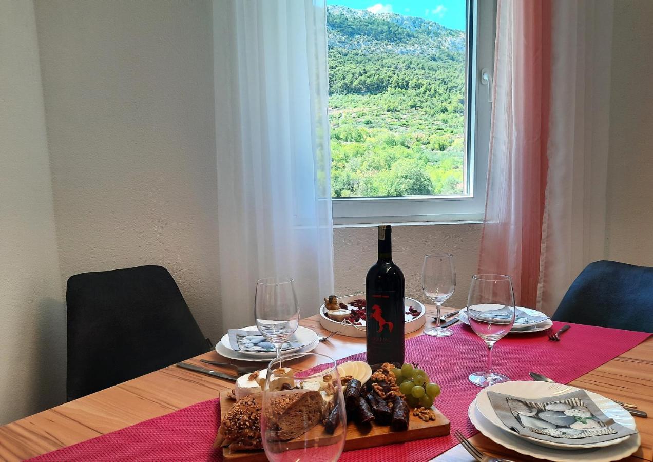 Apartments Pitve Jelsa  Εξωτερικό φωτογραφία
