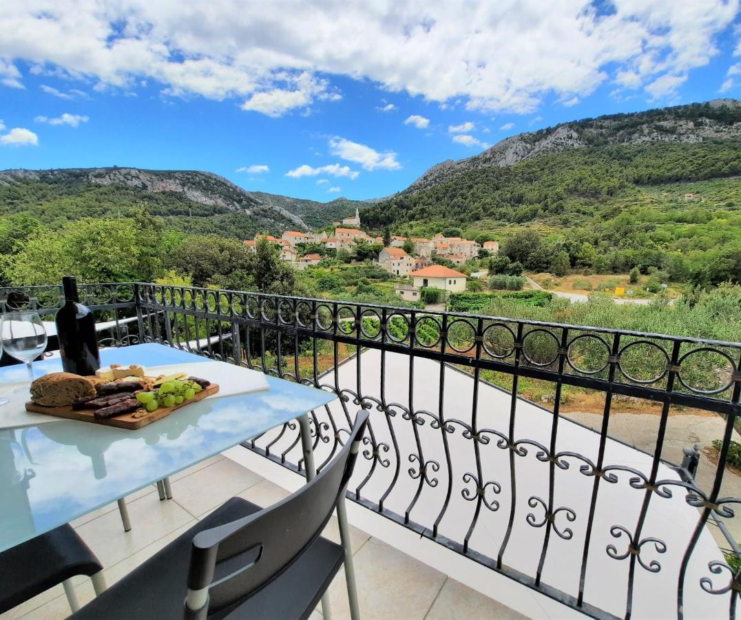 Apartments Pitve Jelsa  Εξωτερικό φωτογραφία