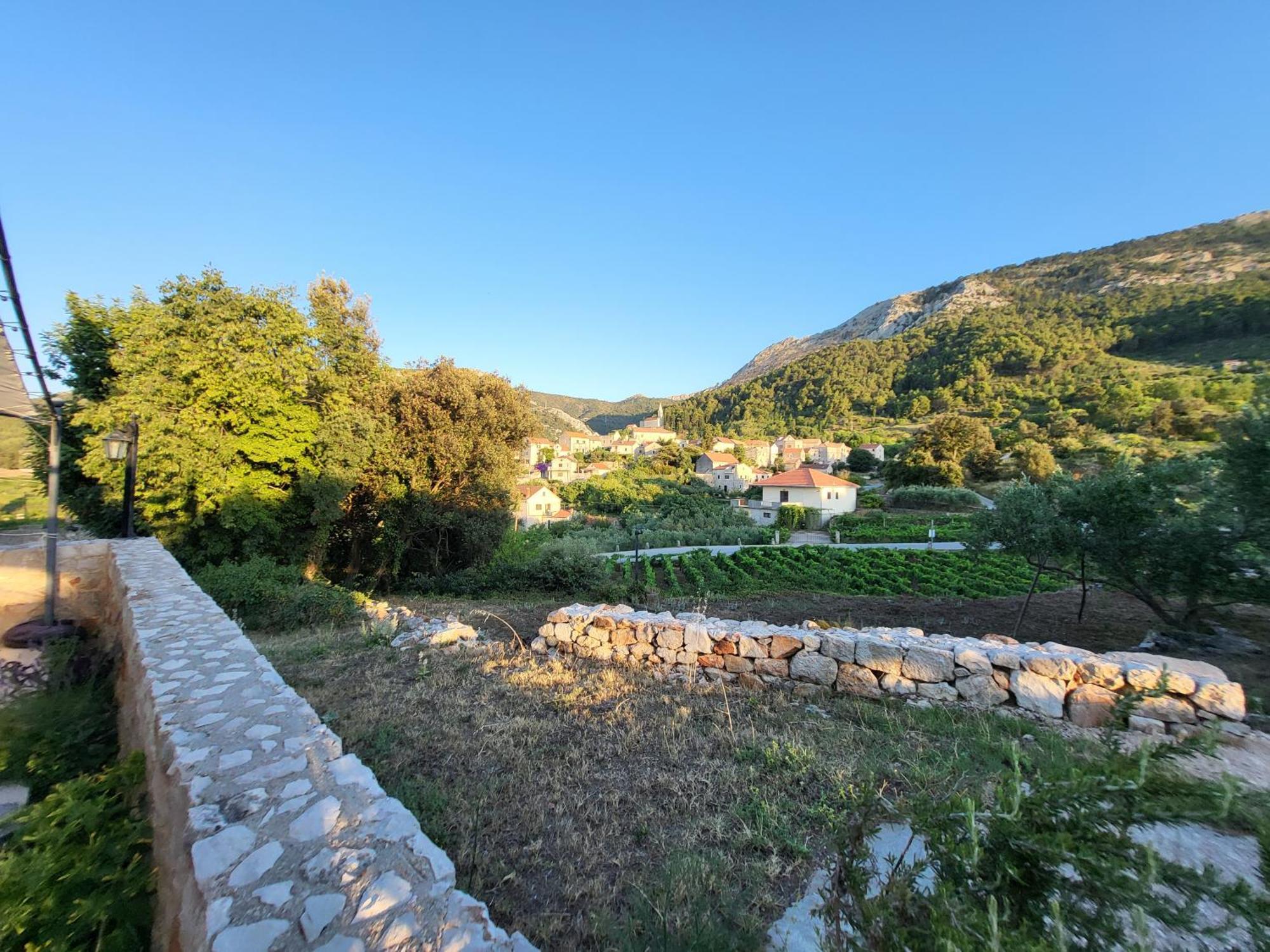 Apartments Pitve Jelsa  Εξωτερικό φωτογραφία