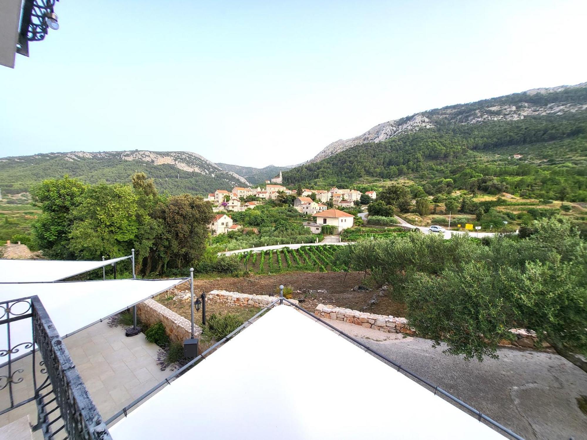 Apartments Pitve Jelsa  Εξωτερικό φωτογραφία