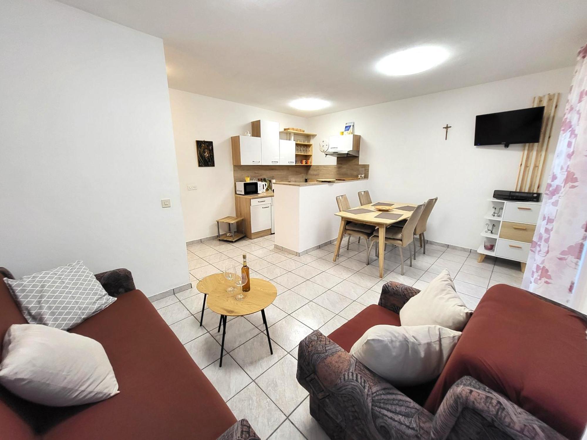 Apartments Pitve Jelsa  Εξωτερικό φωτογραφία